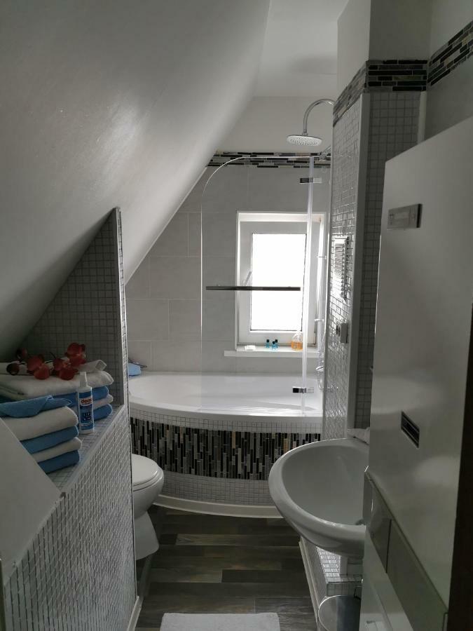 Apartments Lindenstrasse Wilhelmshaven Bagian luar foto